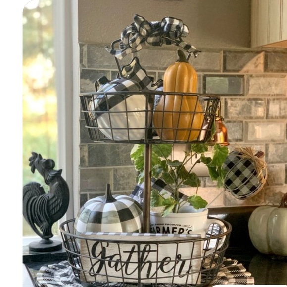 Vintage Two Tier Metal Display Baskets Stand - Picture 12 of 14